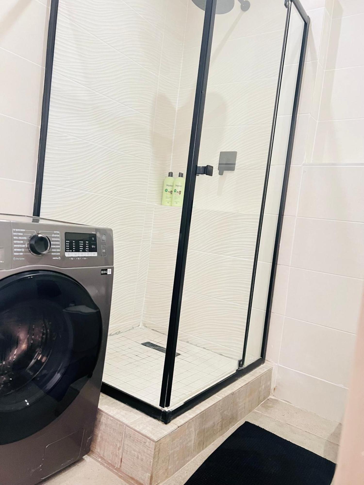 Spacious 1 Bedroom In Apartamento Joanesburgo