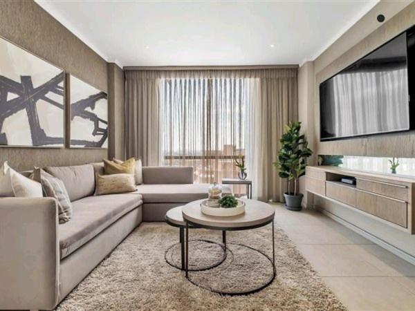 Towers In Sandton- With Luxury Apartment *