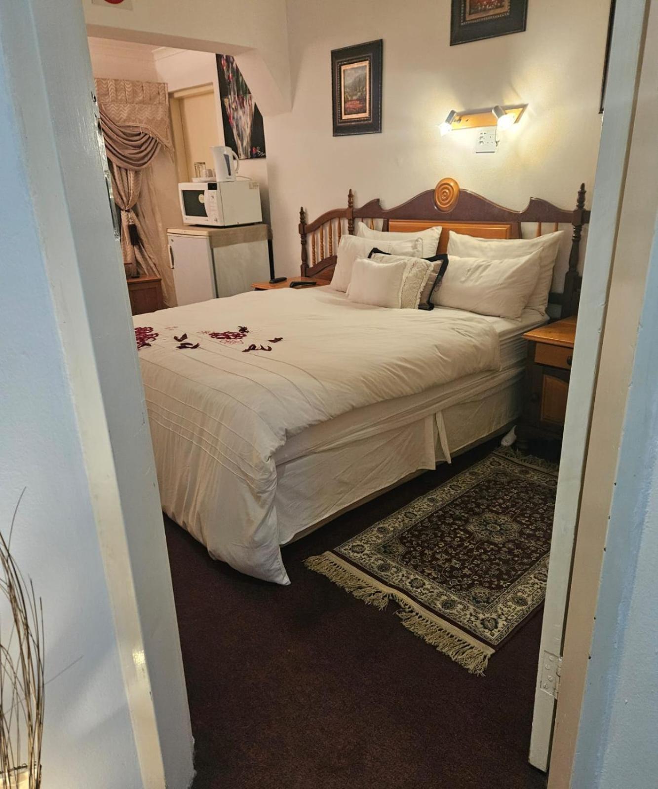 The Royal Princess On Malibongwe Drive Bed & Breakfast