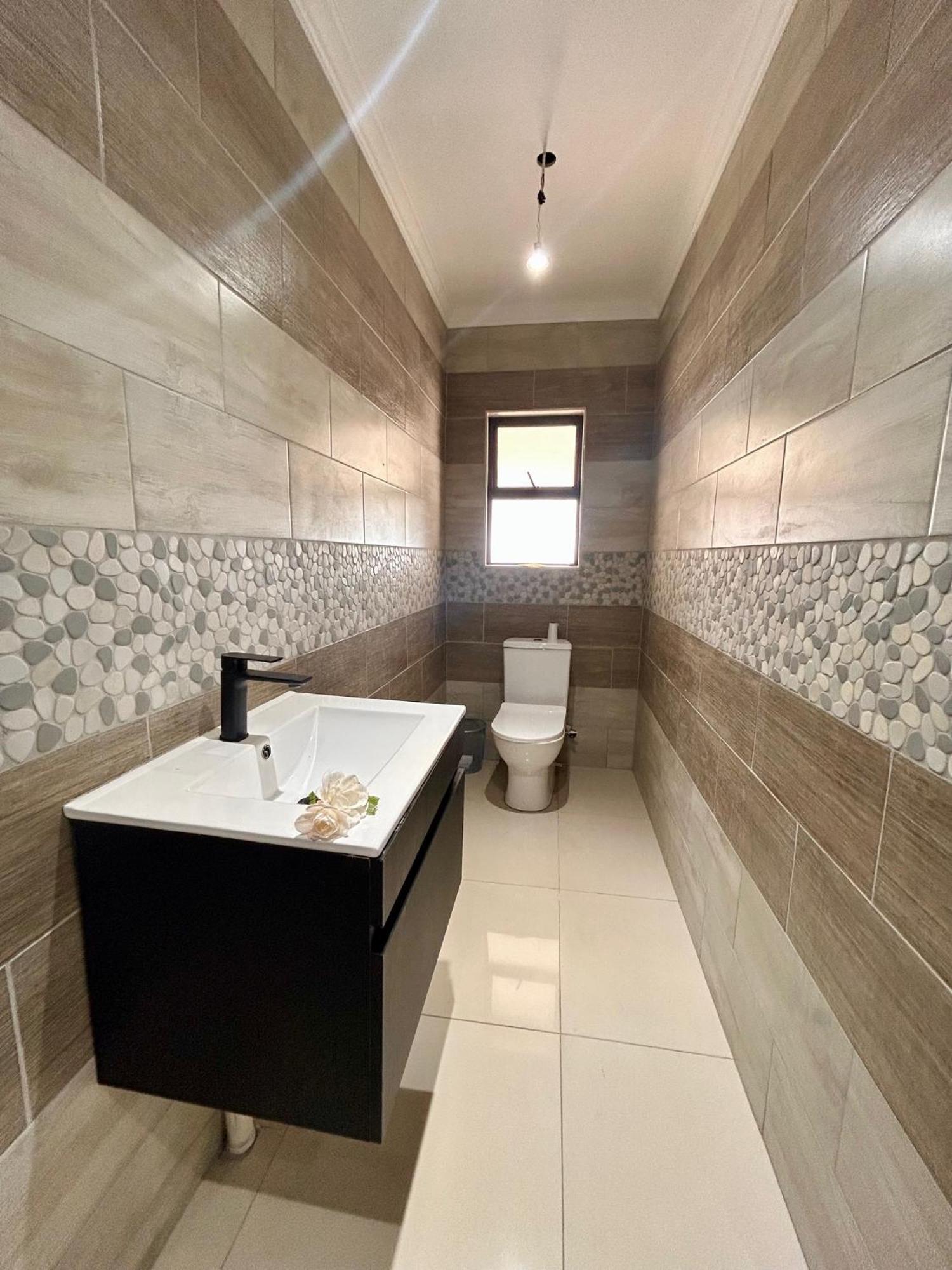 Deedo Sandton Guest house *