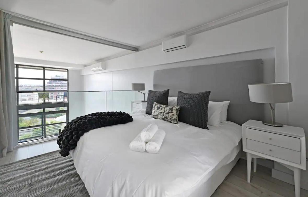 Apartment 3 Bedroom Benmore Sandton Johannesburg