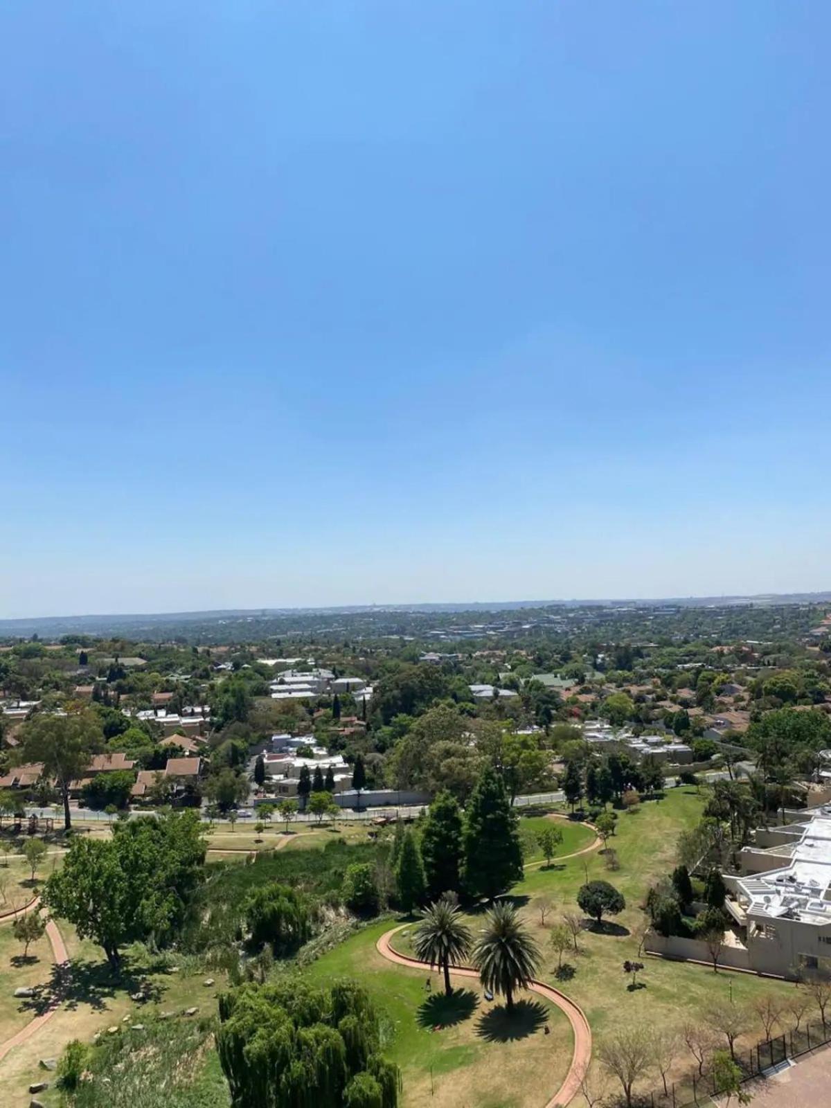 Hotel Capitol On The Park Johannesburg