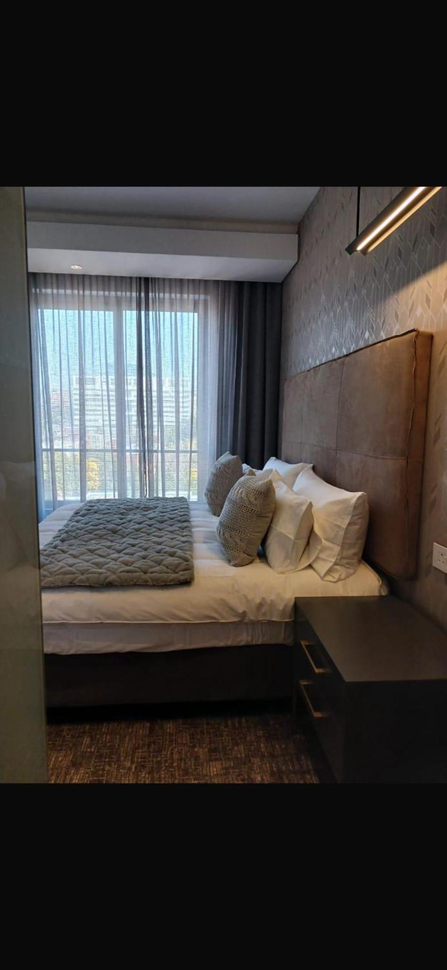 Capitol On The Park Hotel 4*
