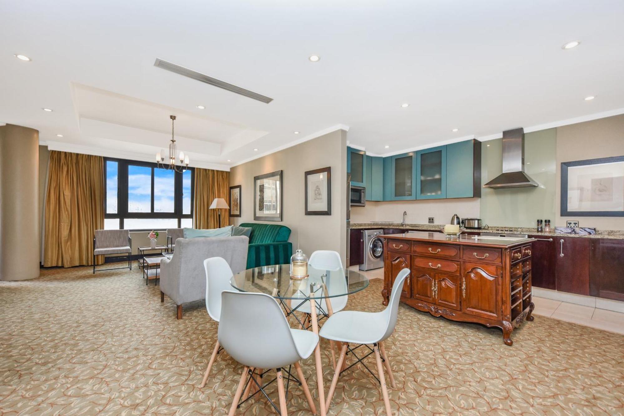 Raphael Penthouse Luxury Apartment Johannesburg