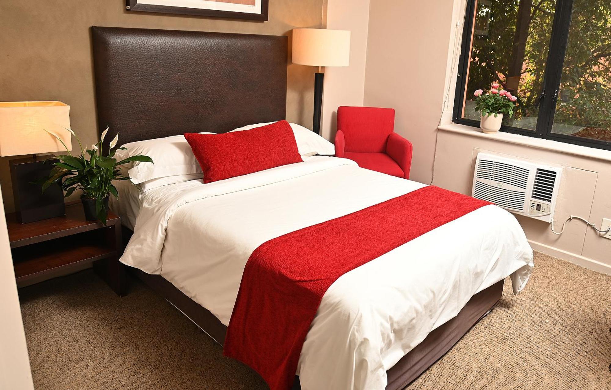 Hotel Illovo 3*