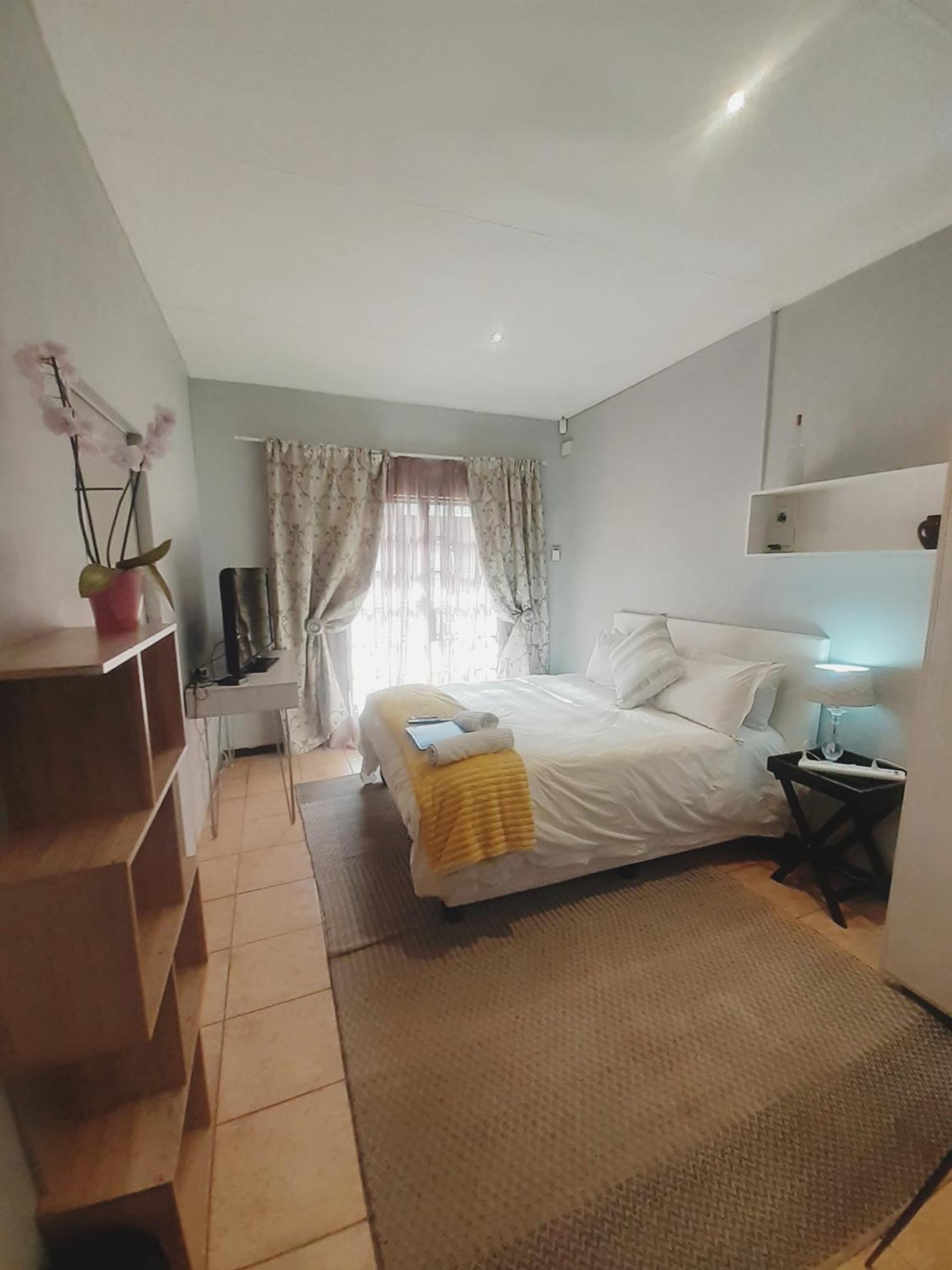 Just B Zone Bed & Breakfast