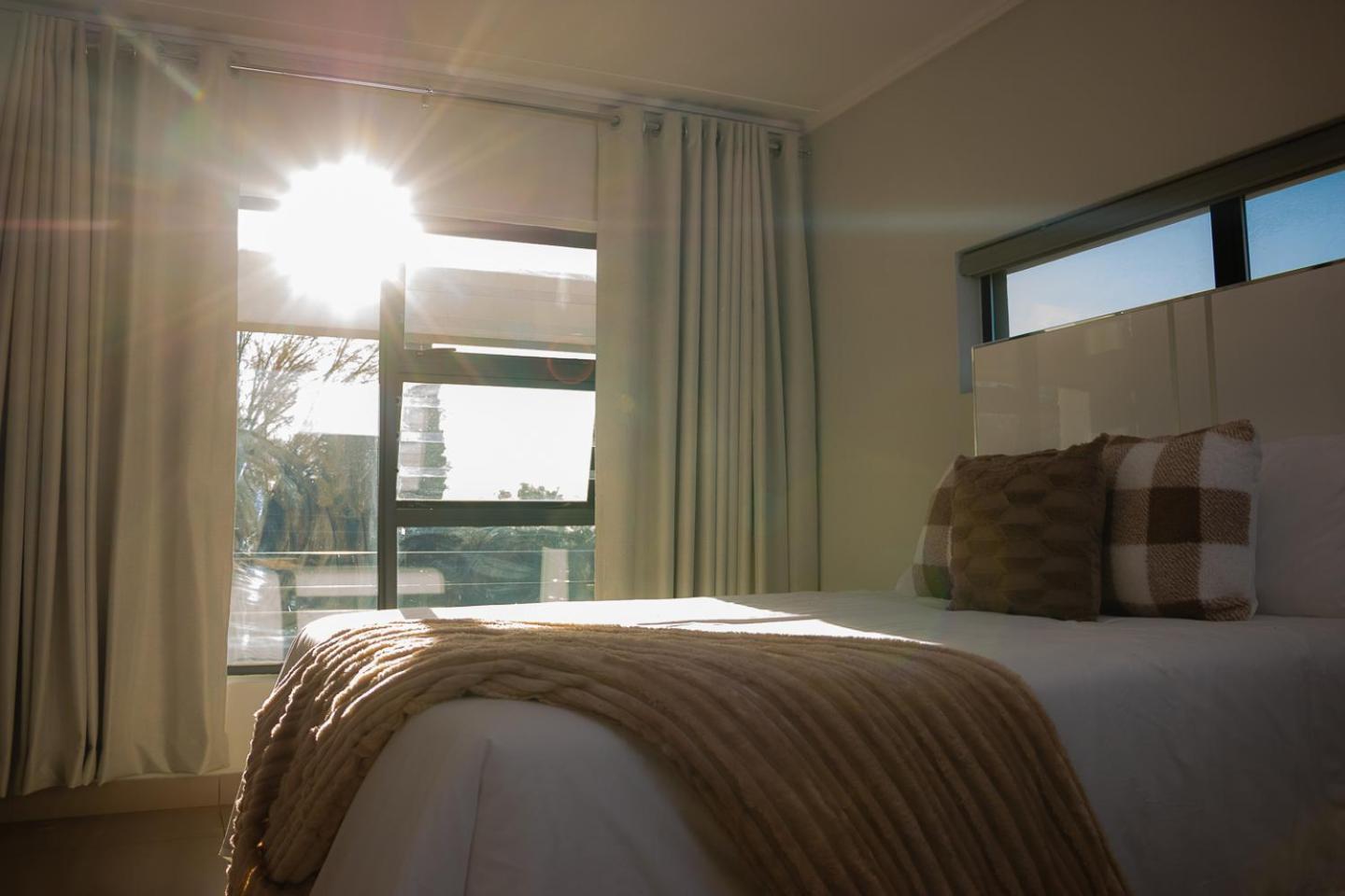 Modern Luxury Apartments, Sandton Apartment