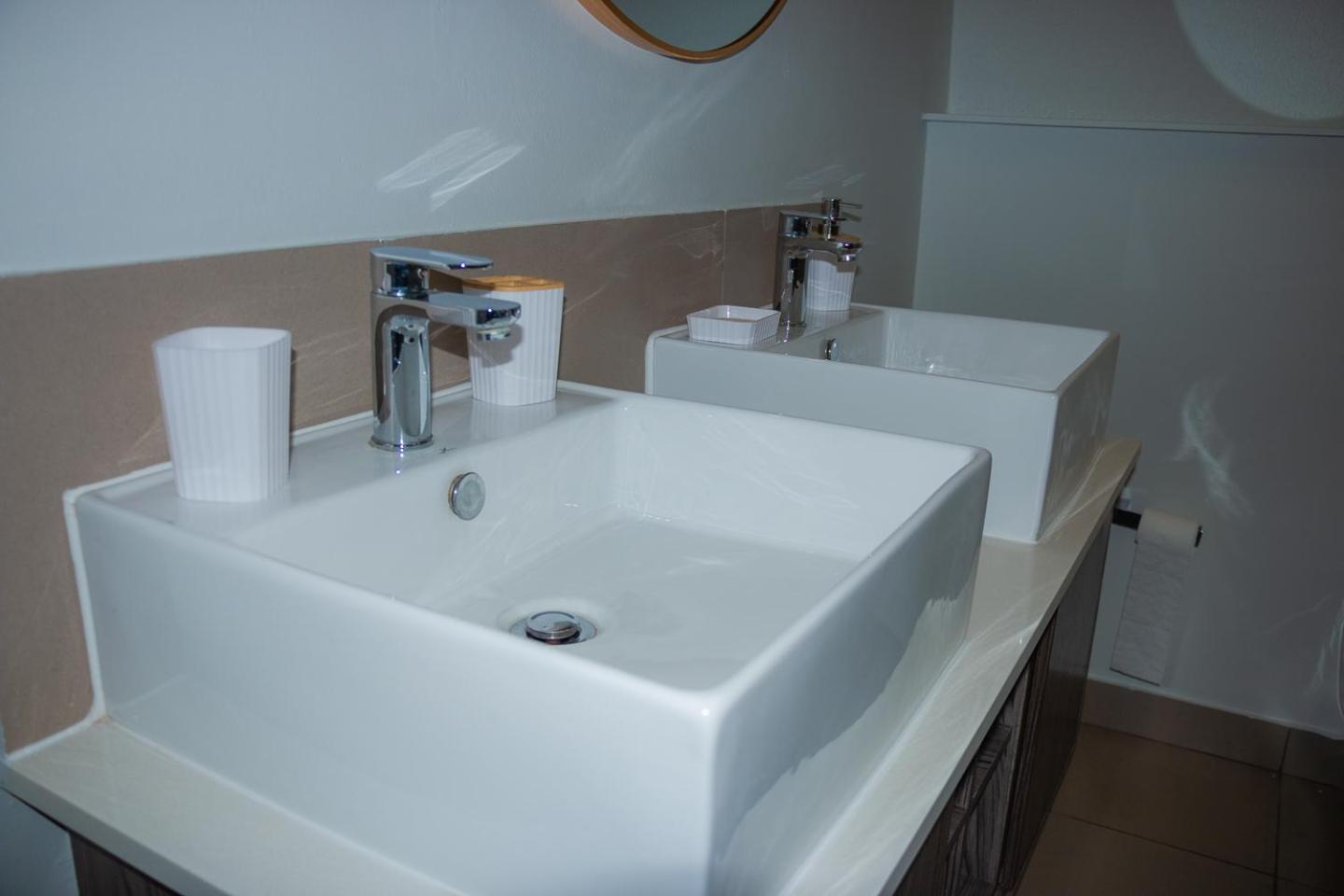 Modern Luxury Apartments, Sandton Apartment Johannesburg