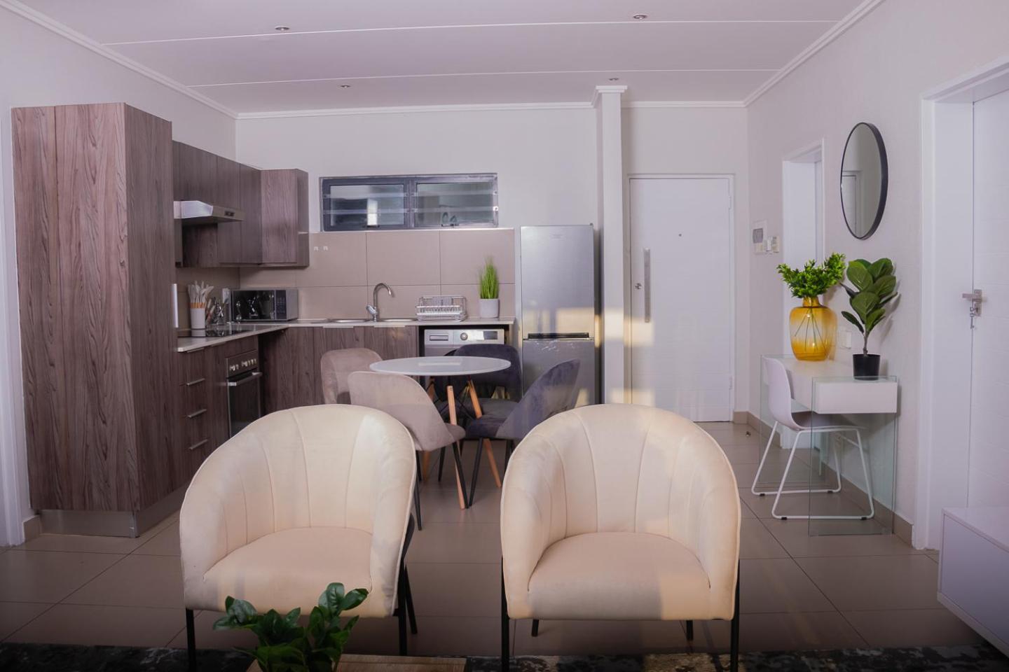 Apartment Modern Luxury Apartments, Sandton *