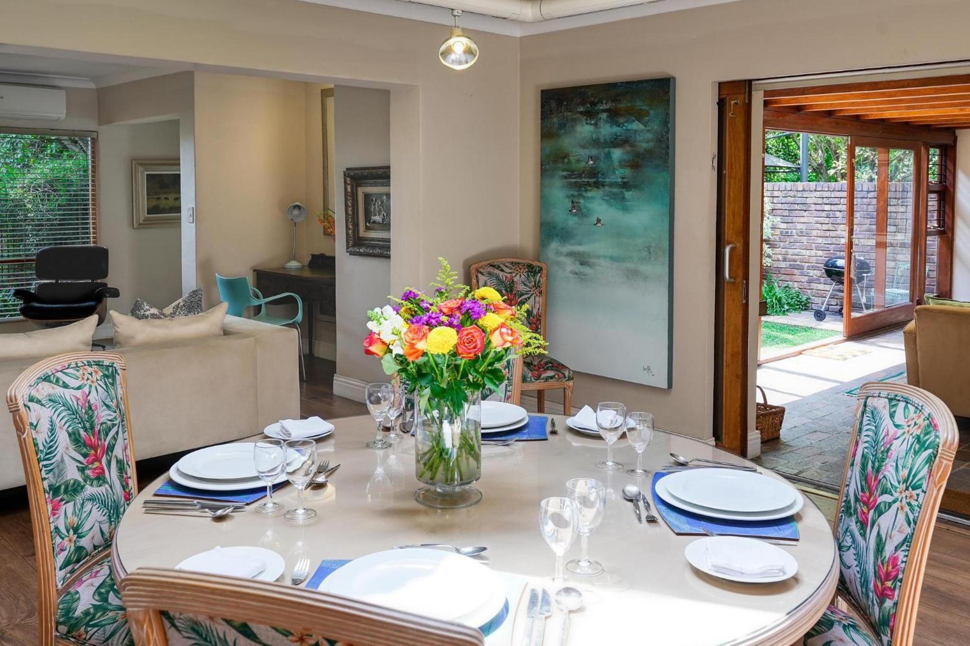 Pousada Ray Back-up Power 2-bed Luxury Unit Close Sandton Joanesburgo