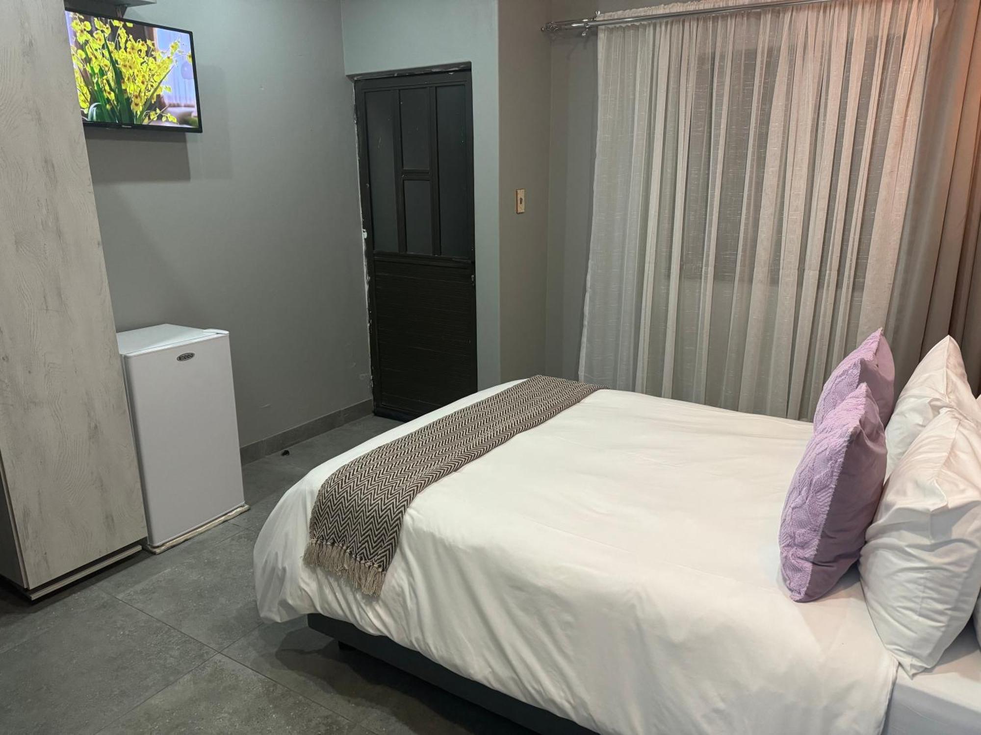 Kv Luxury Guest house Johannesburg