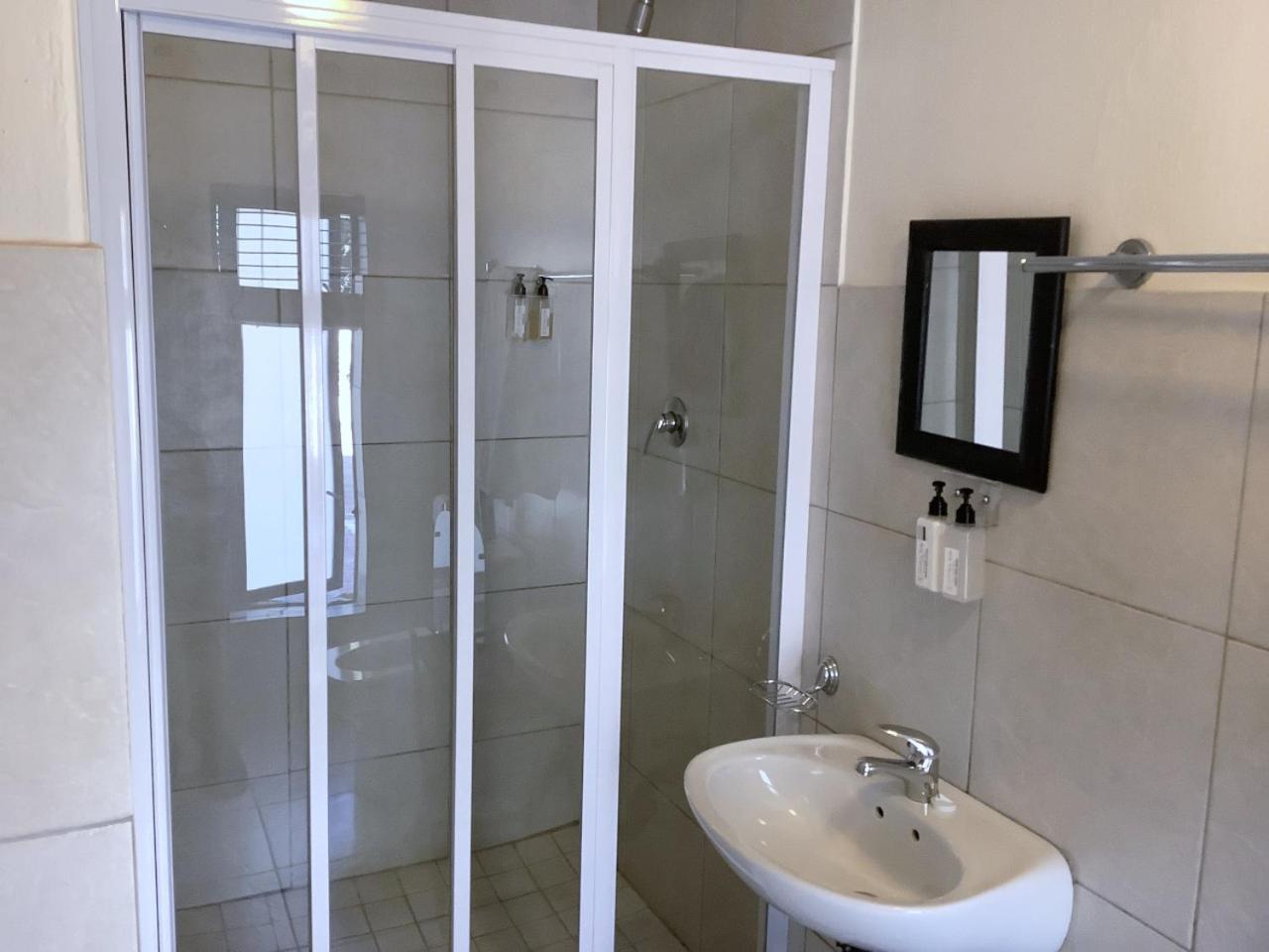 No 66 Sandton Bed & Breakfast