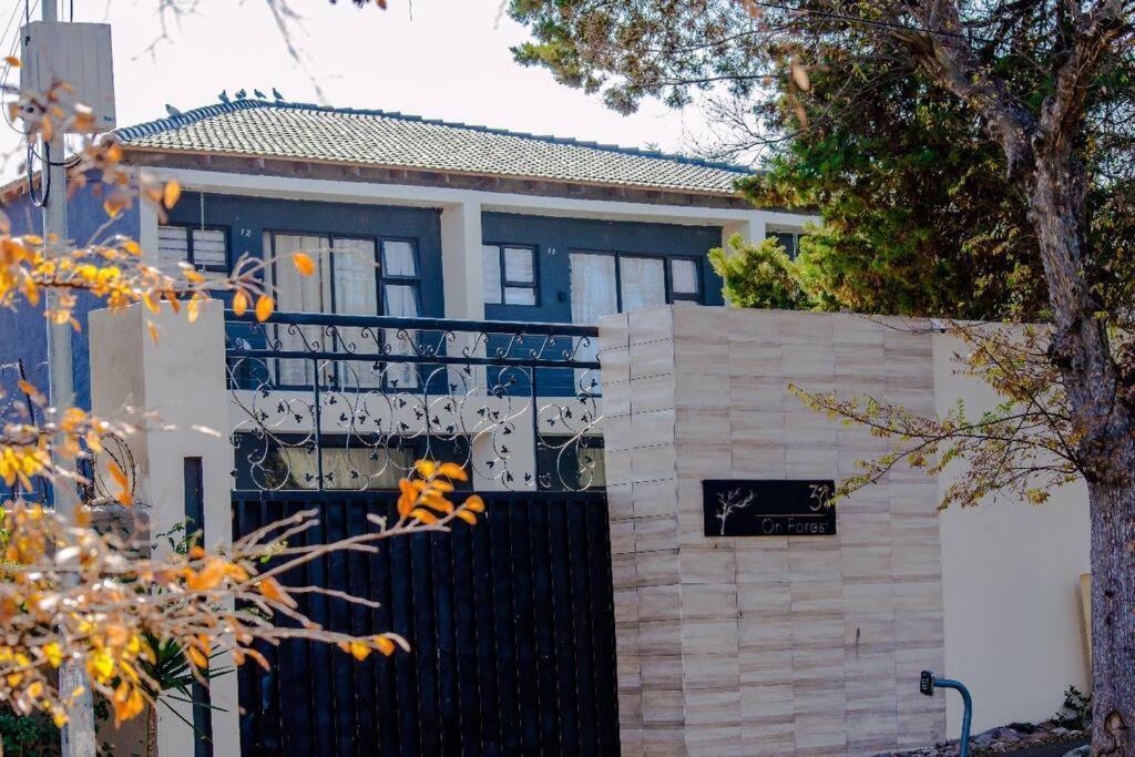 Cosy Nest 5 Min2sandton 15 *