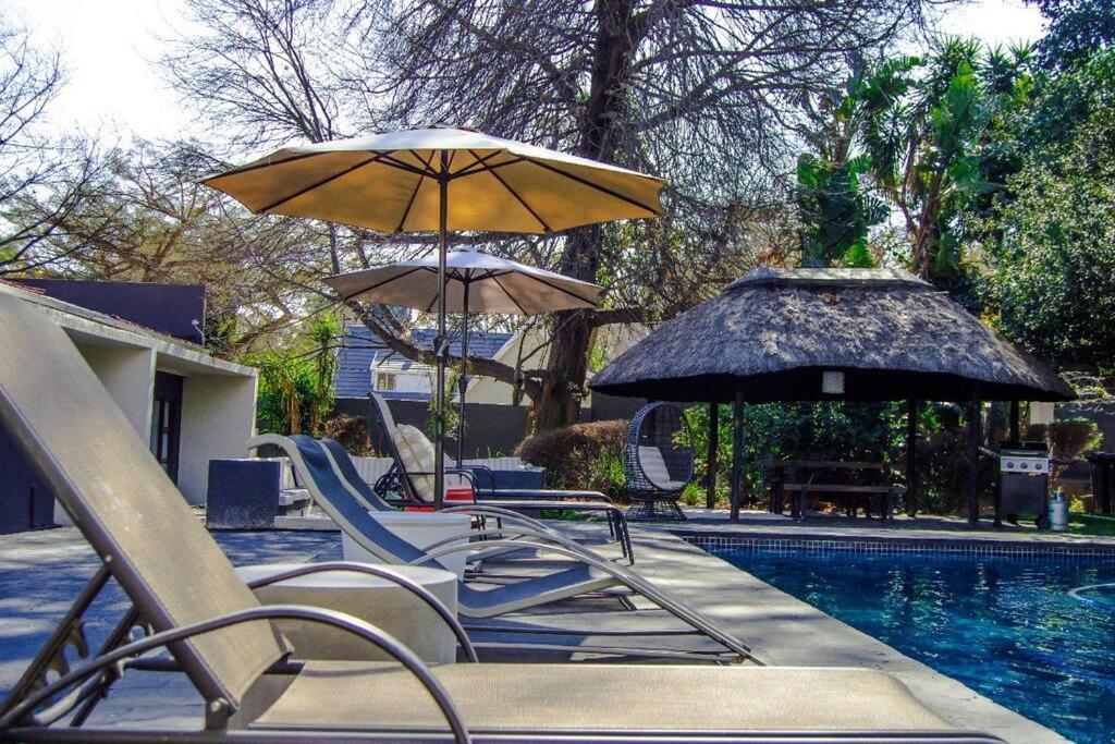 Apartment Cosy Nest 5 Min2sandton 15 *