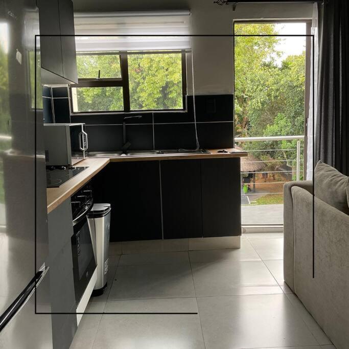 Lux 5min To Sandton 17 Apartment