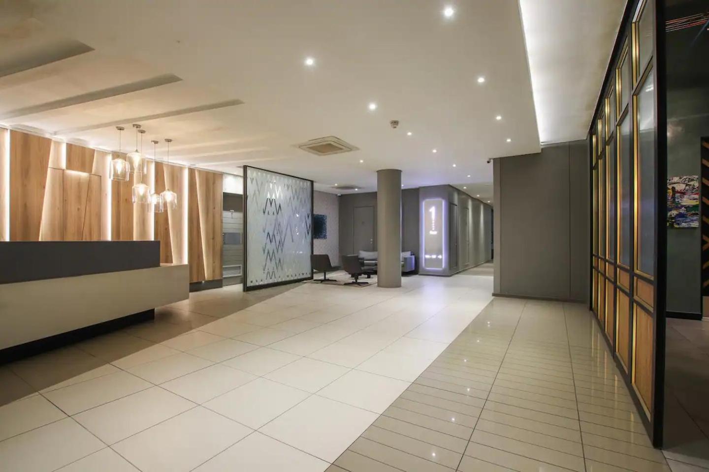 Stylish Urban Retreat In The Heart Of Sandton Apartment