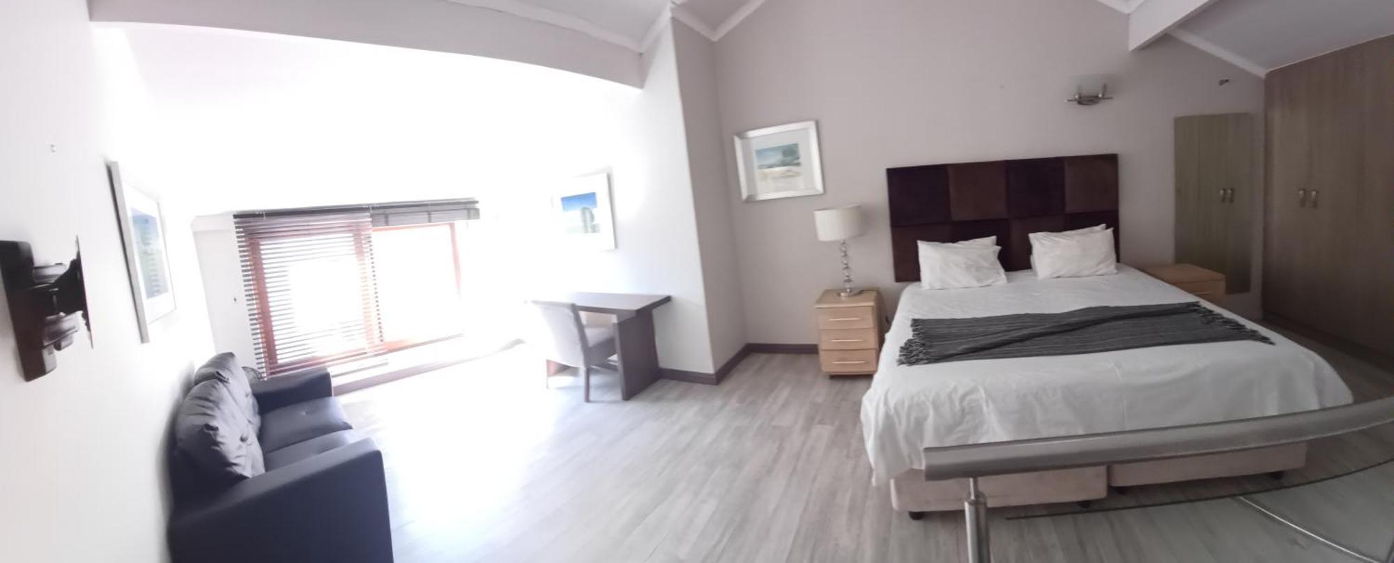 Mount Royal 43 Large 1 Bed Apartment Johannesburg
