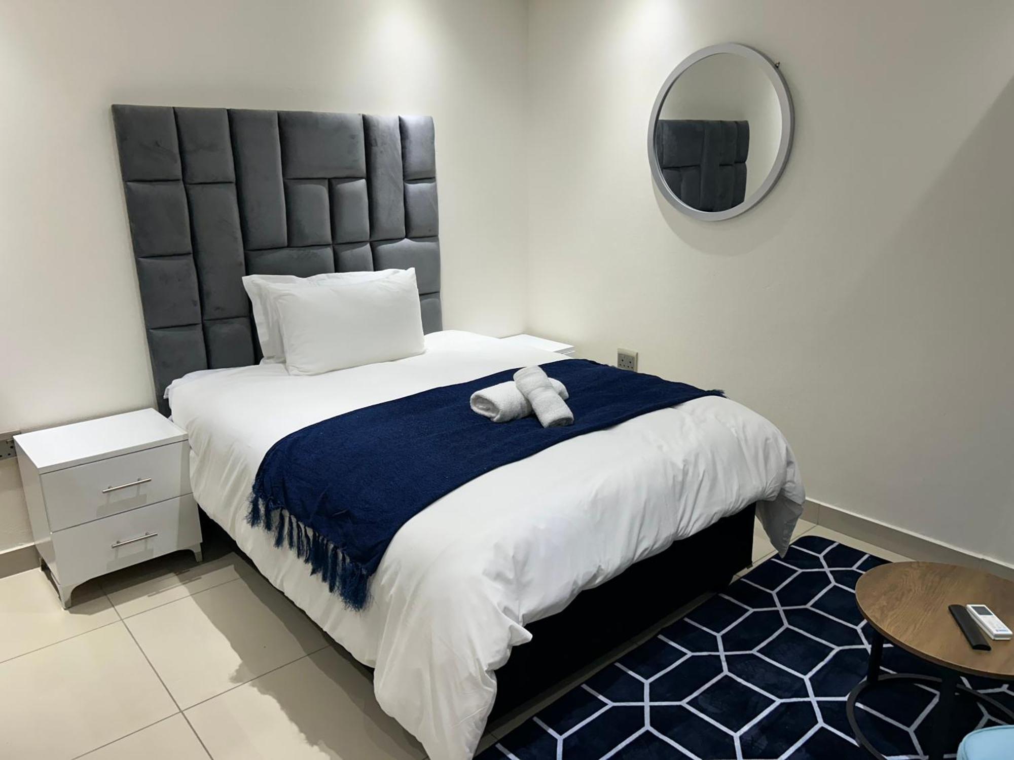 Deedo Sandton * Johannesburg
