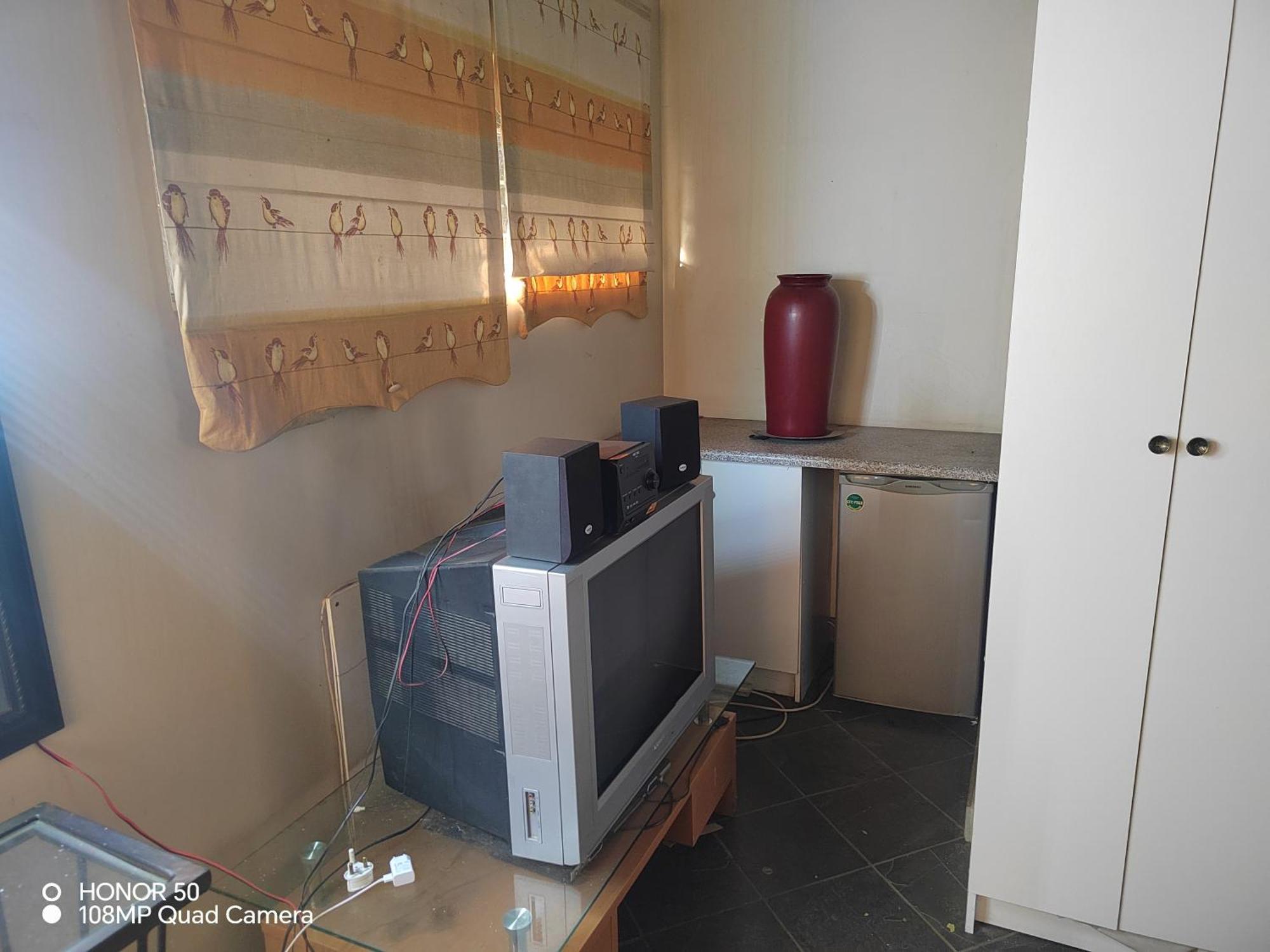 21 Eland Avenue *