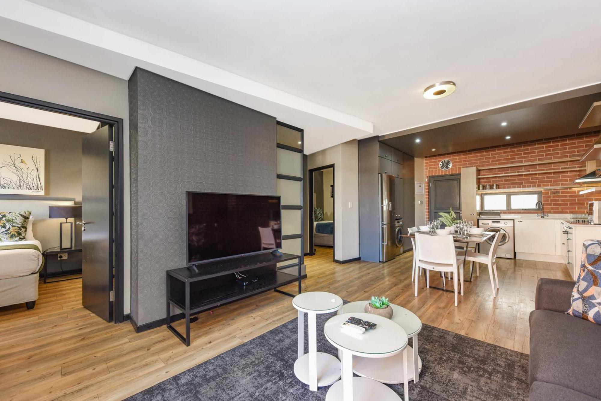 Easy - The Vantage Rosebank Johannesburg