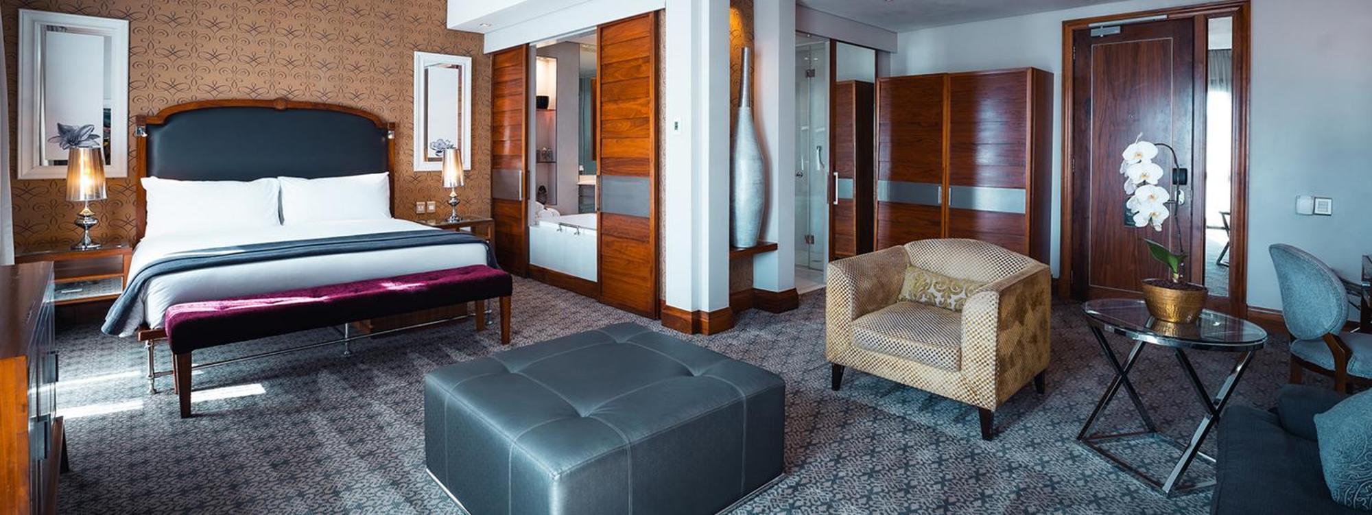 Hotel Pivot Montecasino 4*