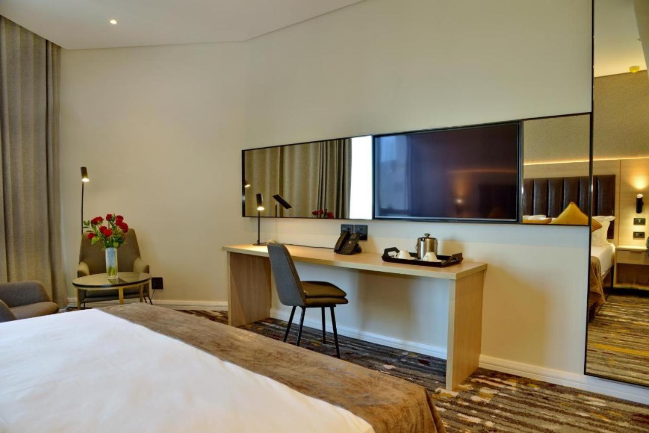 Luxury Sandton , No Loadshedding Aparthotel *