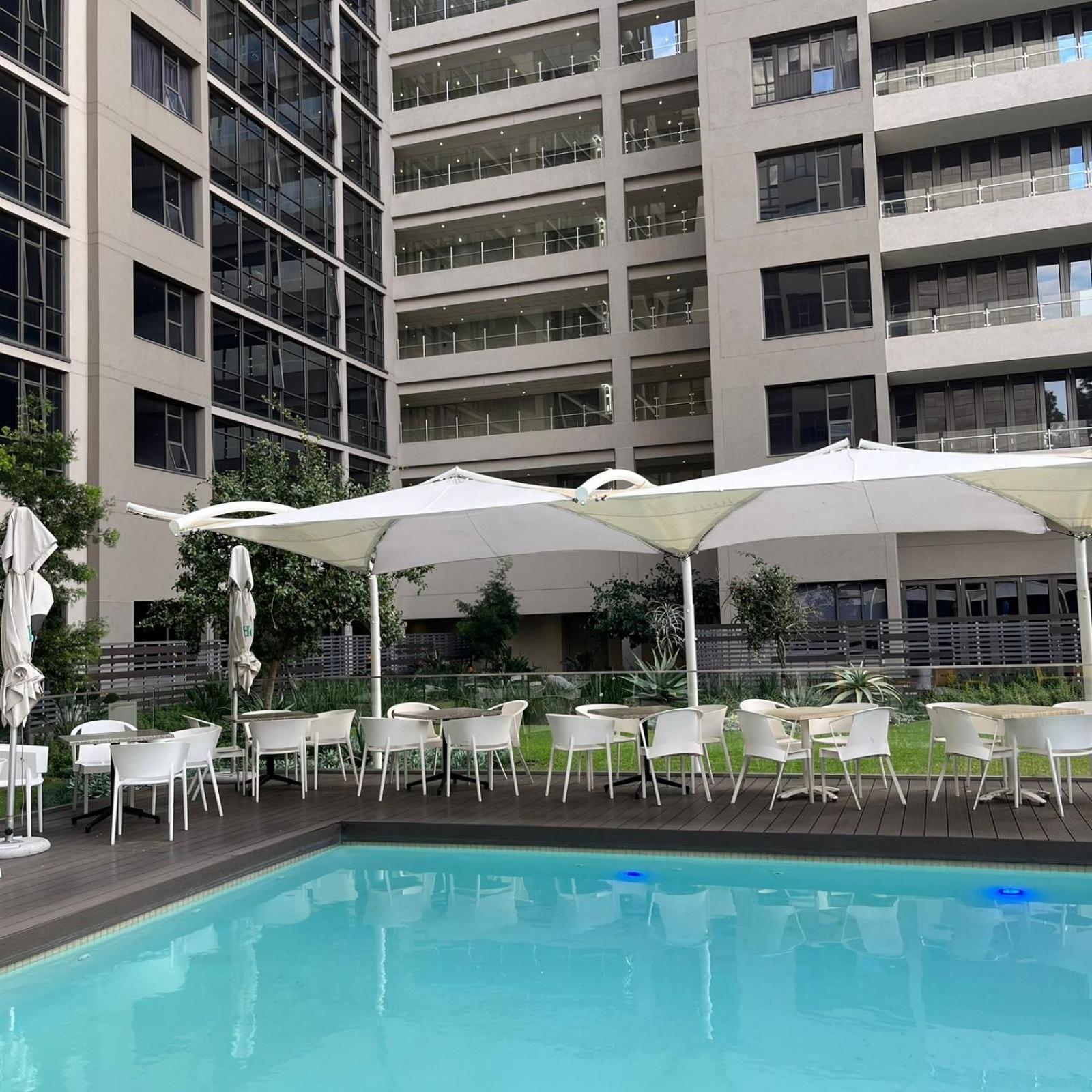 Luxury Masingita Towers 9th Floor * Johannesburg