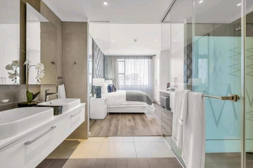 Luxurious 2-bedroom In Sandton Apartamento