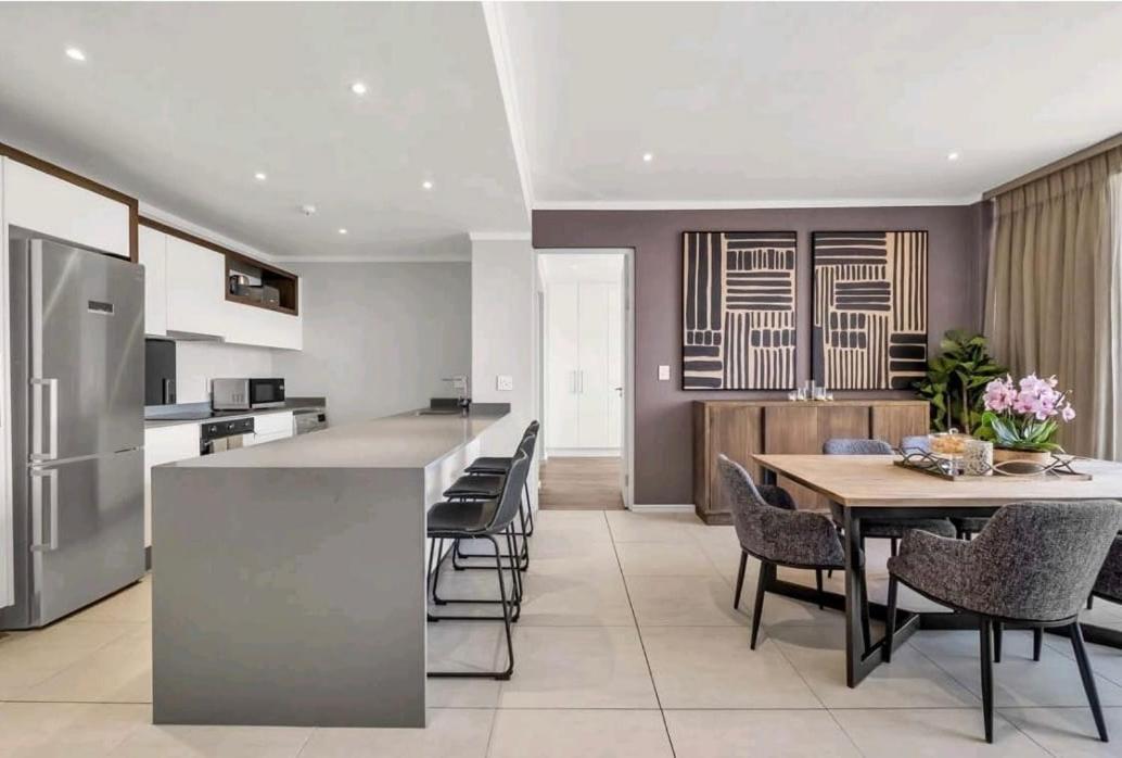 Luxurious 2-bedroom In Sandton *