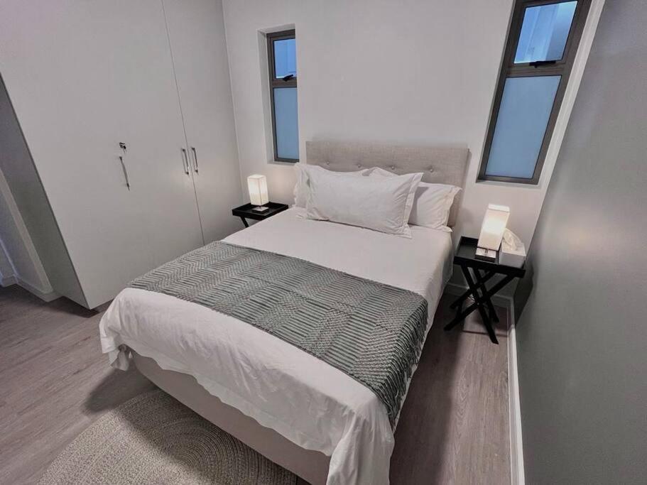 1008 The Median, Rosebank Apartment