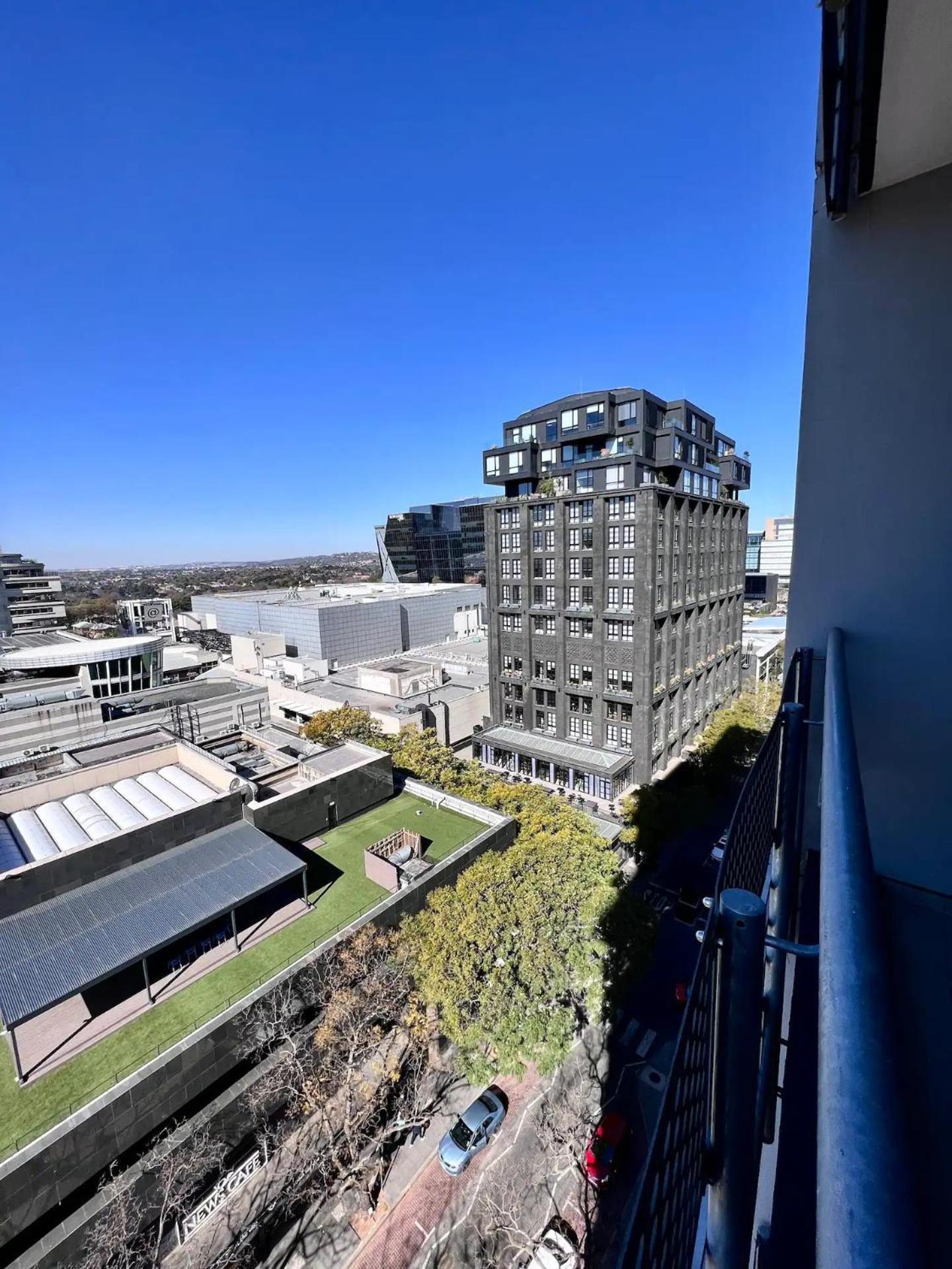 1008 The Median, Rosebank * Johannesburg