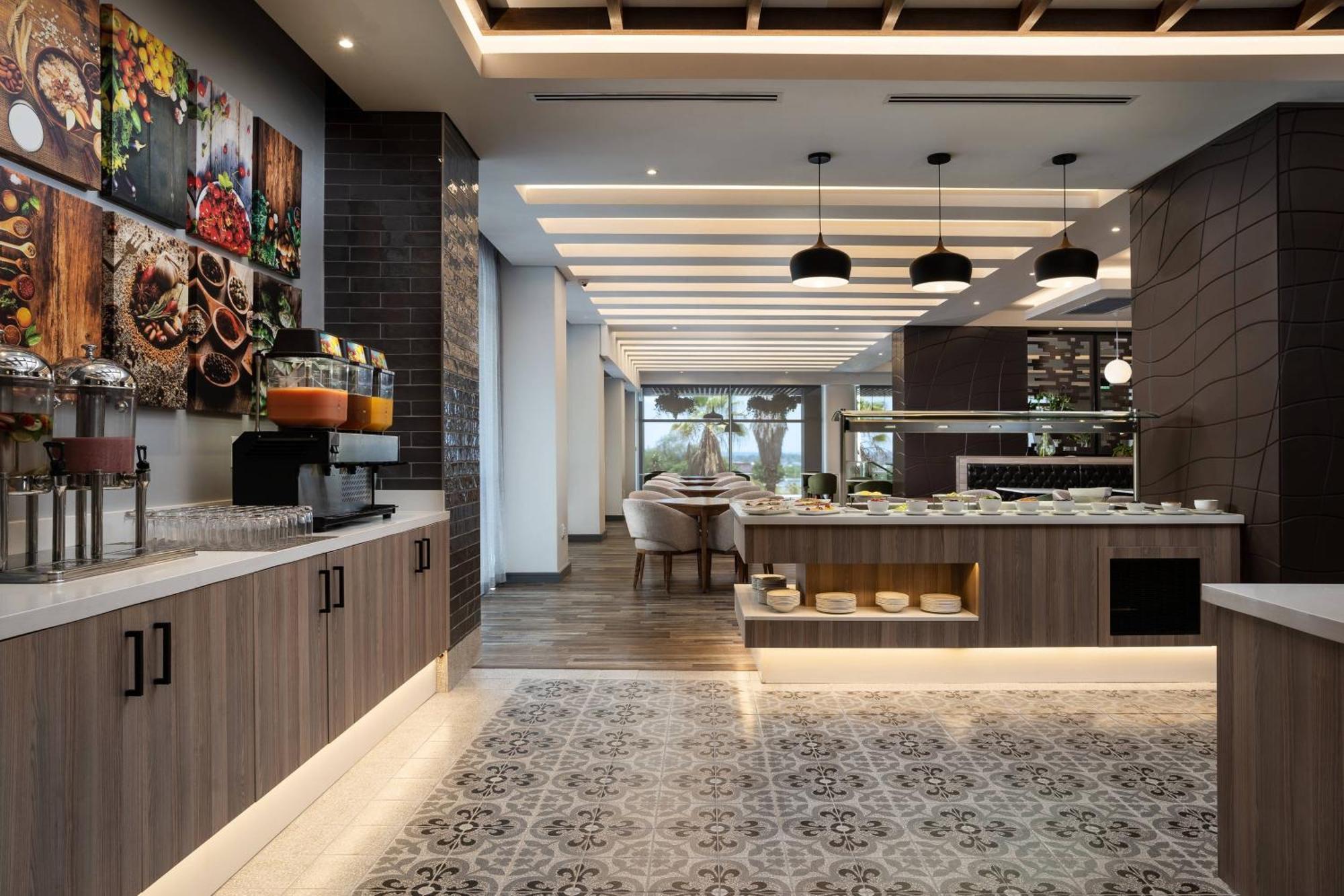 Protea By Marriott Wanderers 4* Joanesburgo