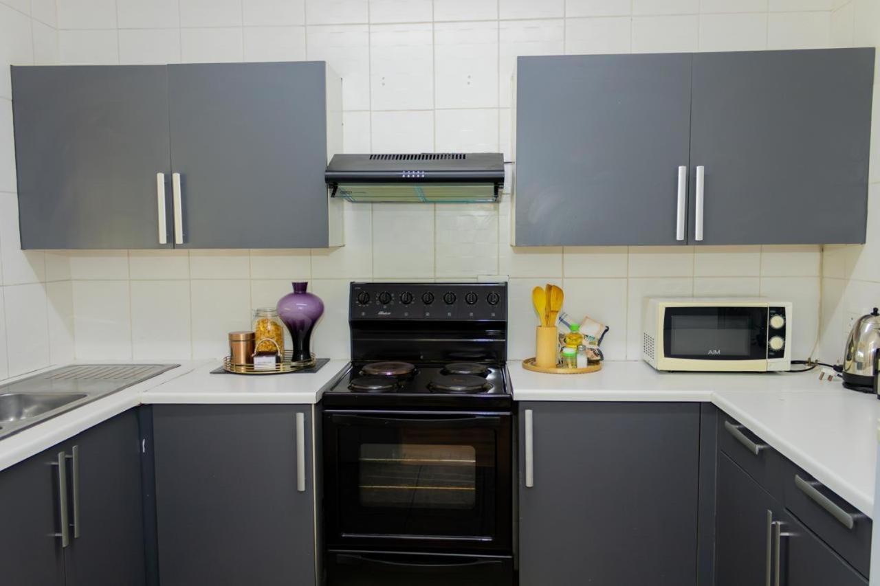 Lovely Spacious Two Bedroom Johannesburg