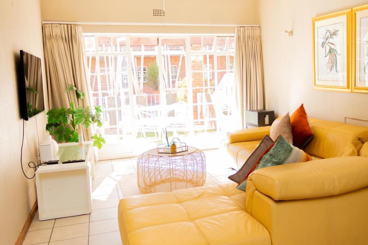 Apartment Delightful Spacious Two Bedroom