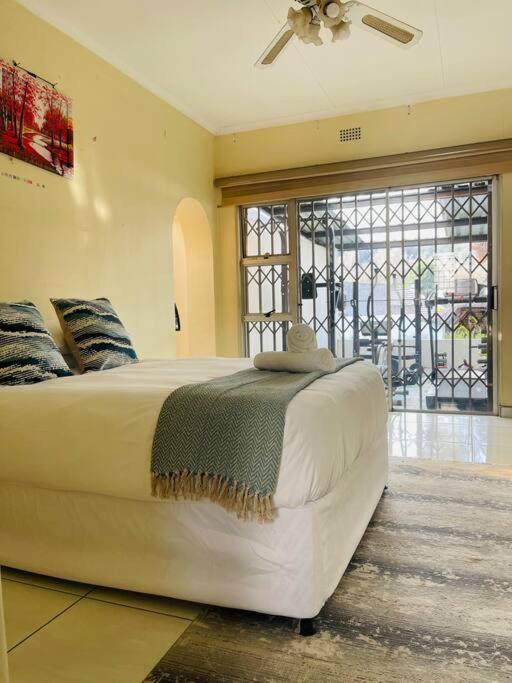 Holiday home Mondeor Johannesburg
