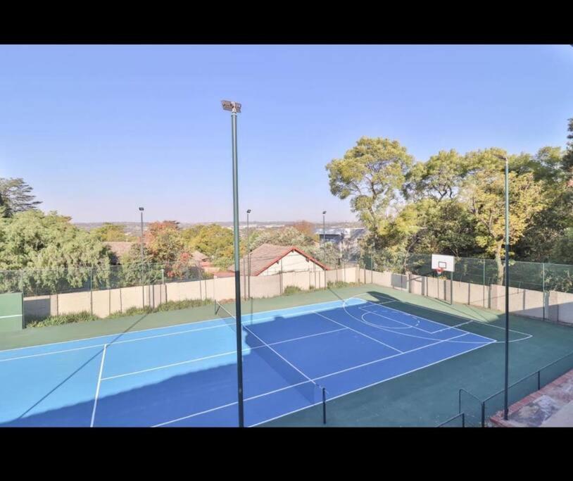 Villa Sandton 6 Bedroom Luxury Johannesburg