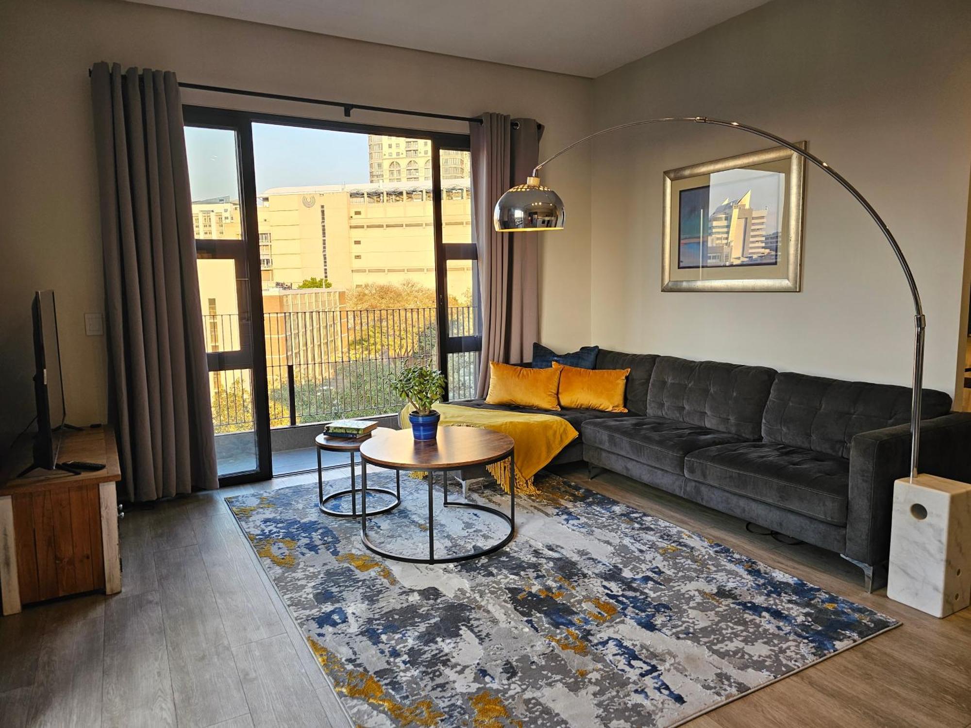 Apartamento Chic With Panoramic Sandton Views