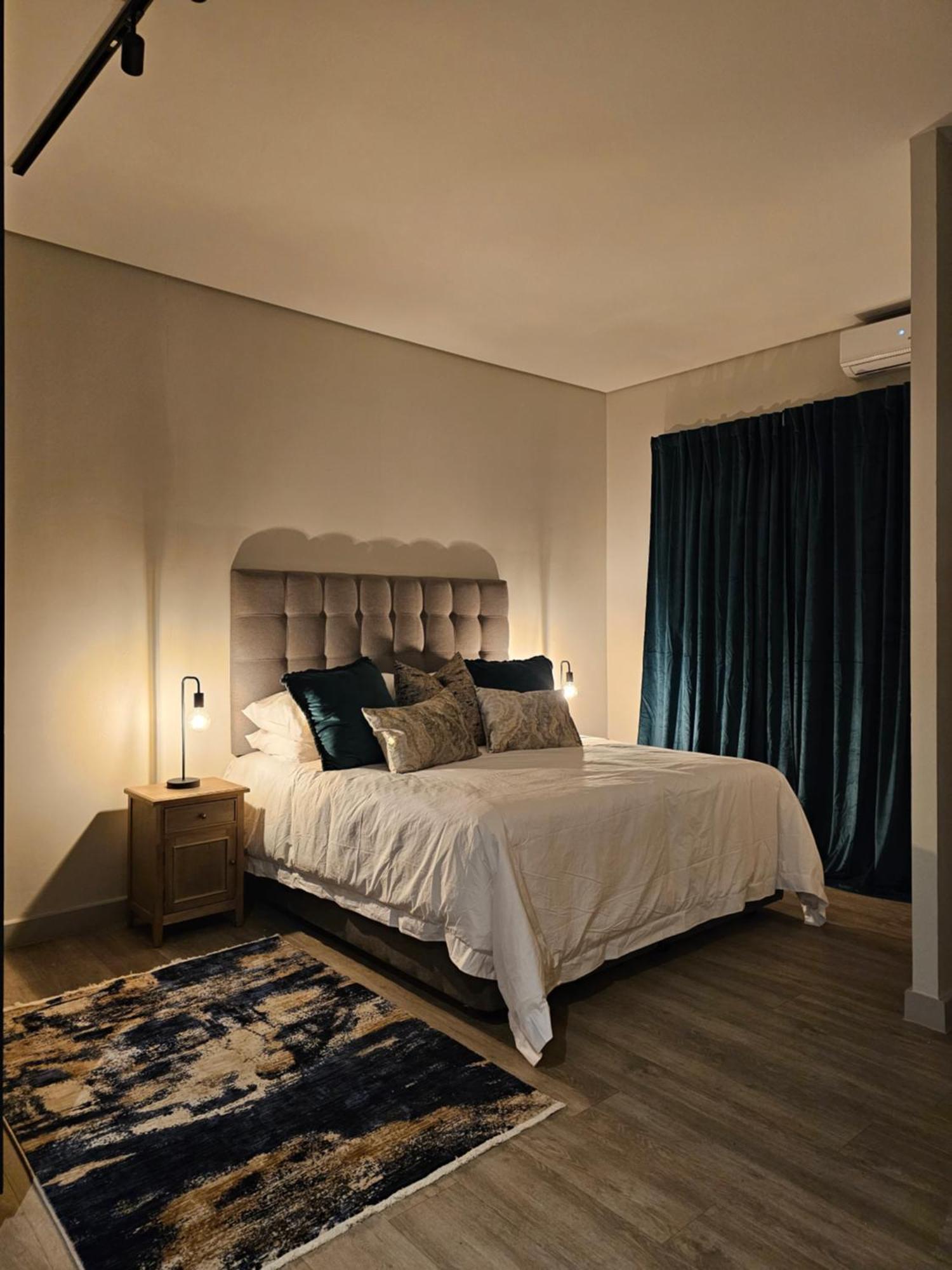 Chic With Panoramic Sandton Views *