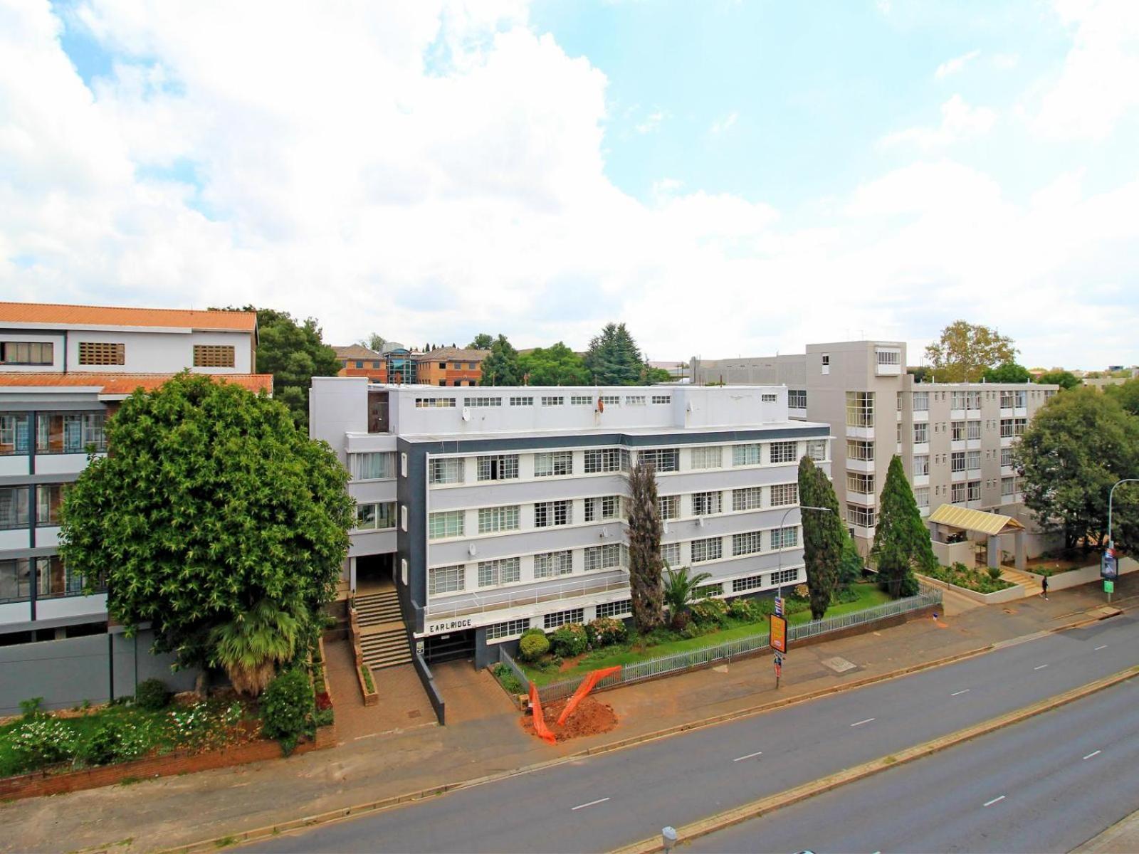 The Solo-two Bed Upmarket Unit Apartment