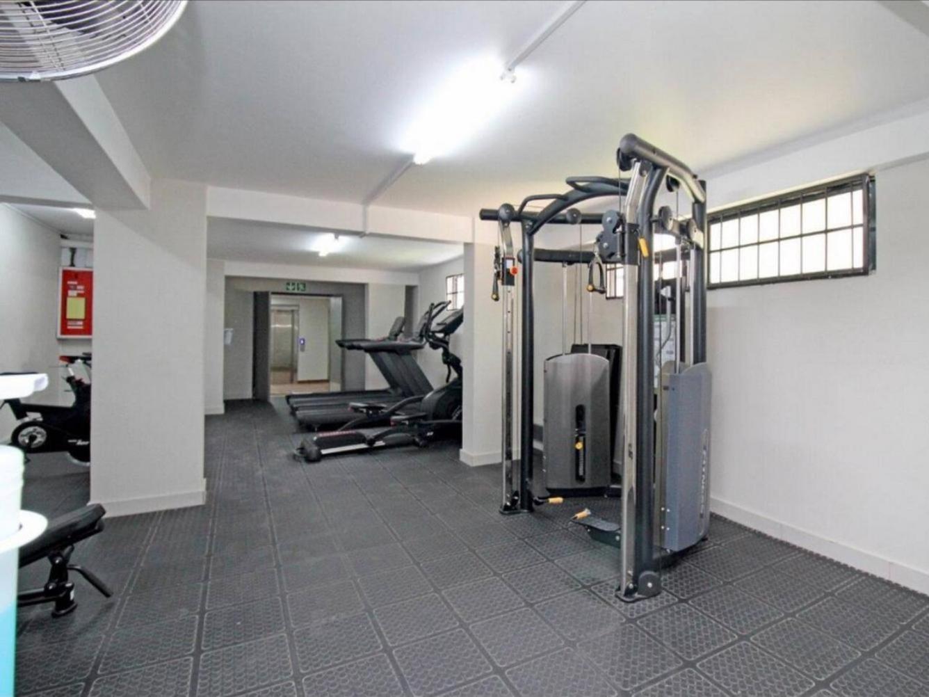 The Solo-two Bed Upmarket Unit Apartment *