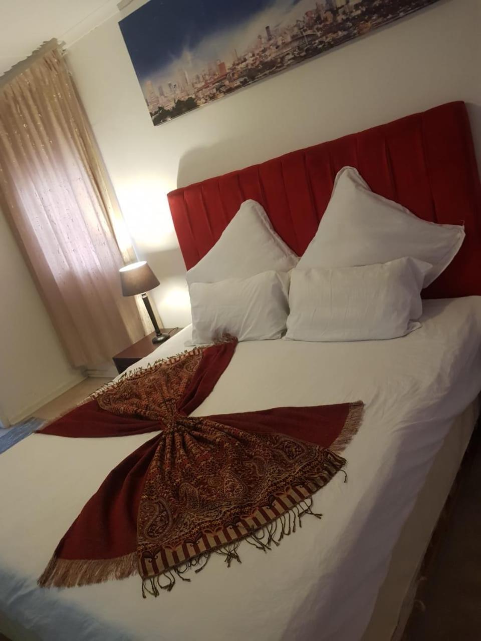 Converge Exquisite Bed & Breakfast *