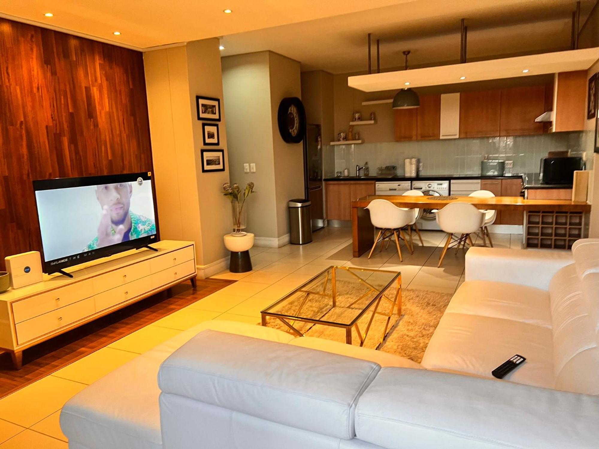 Executive 2-bedroom Luxury In Bedford Centre Mall