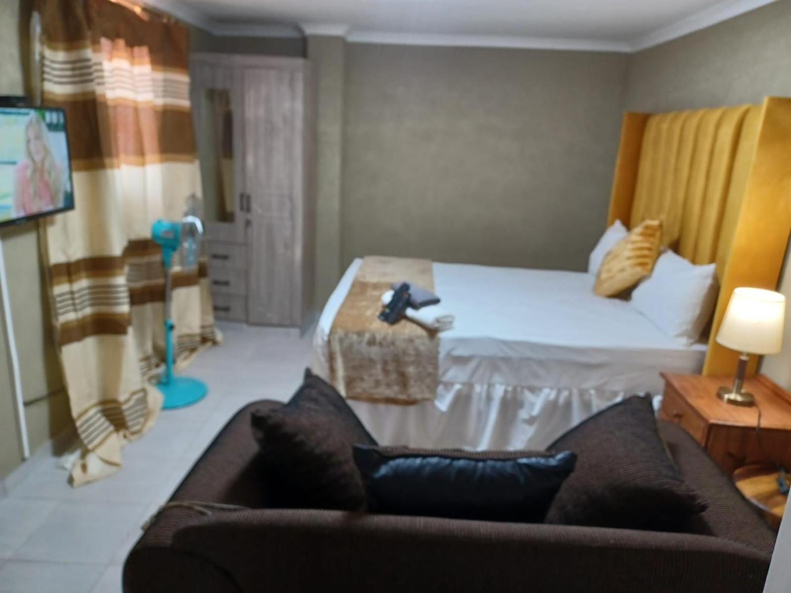 Ogans Guest Guest house *