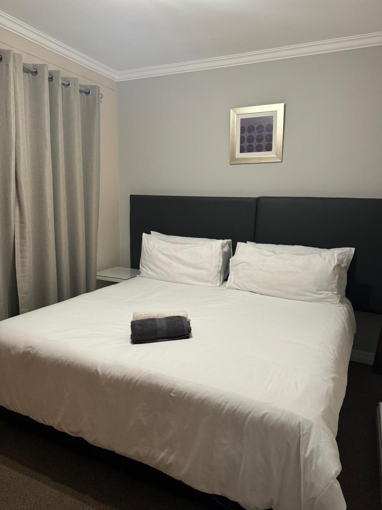 Kadosh Executive Apartment