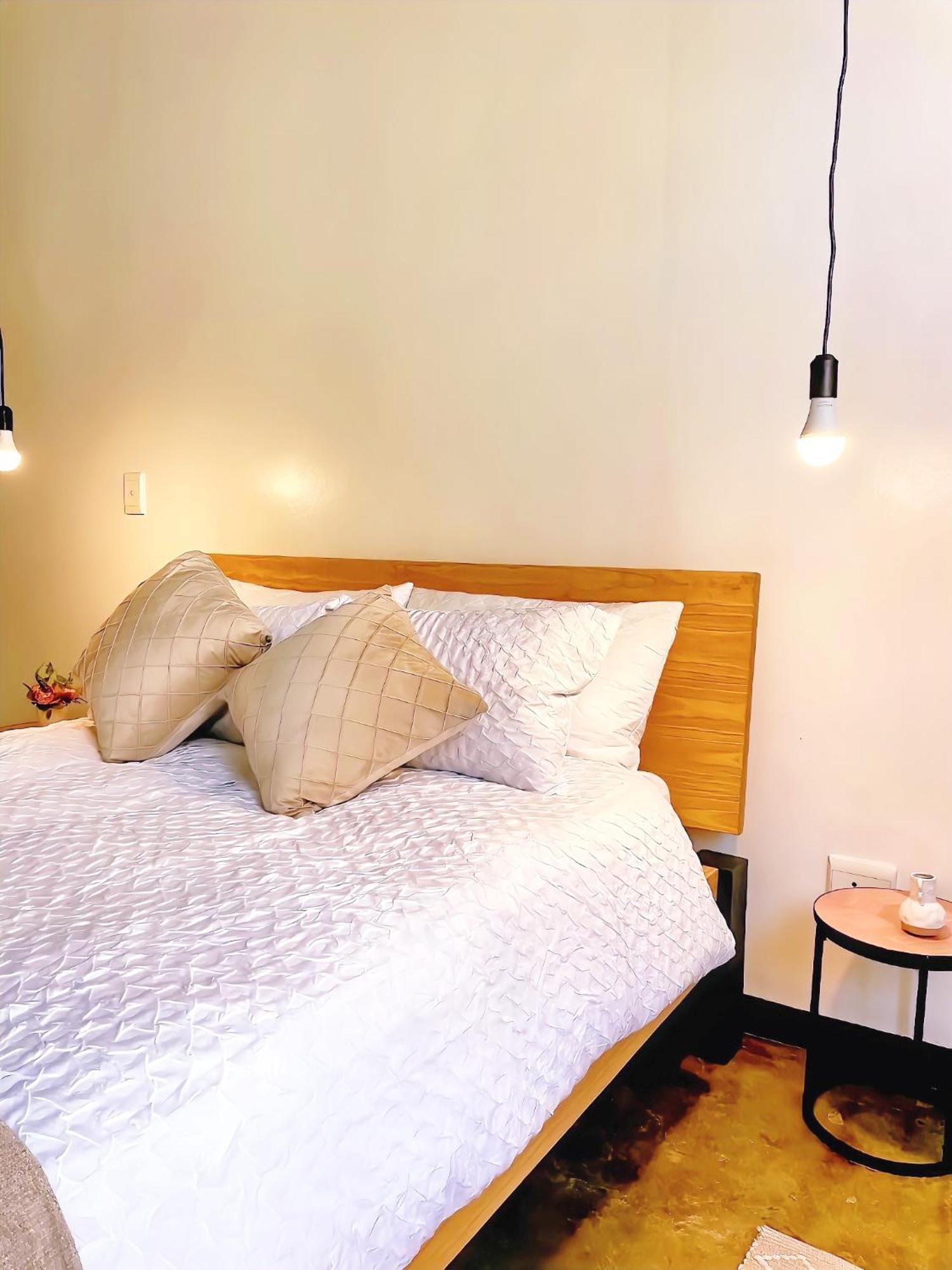 Apartment Maboneng Ny-style Loft With Free Secure Parking&wifi *