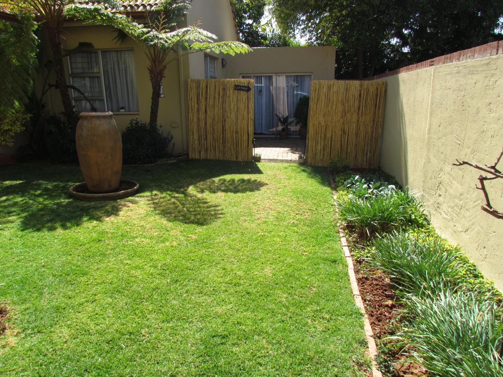 Suburban Oasis In Quiet Neighborhood Apartamento *