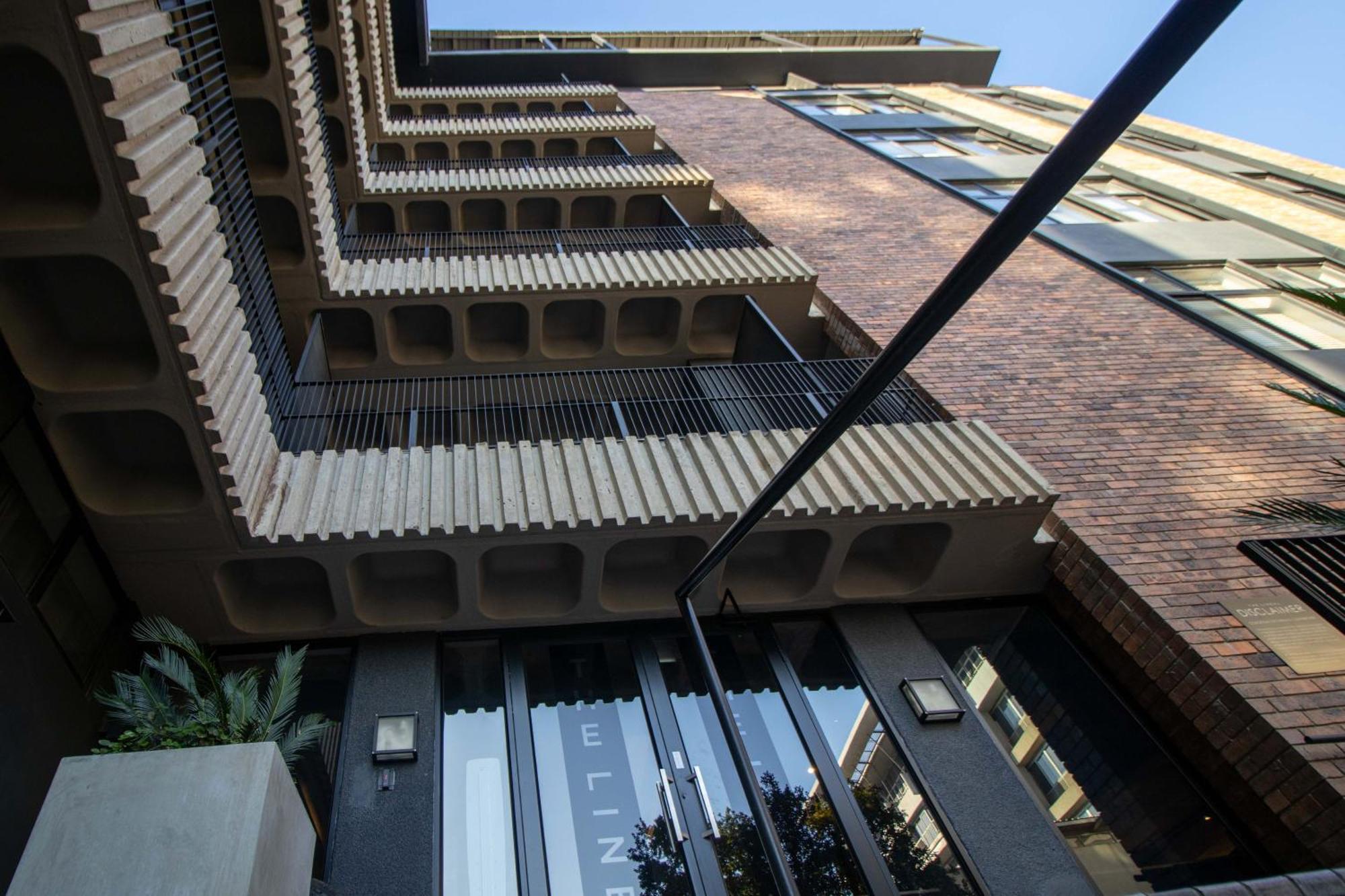 Grandeurlux Africa Apartment