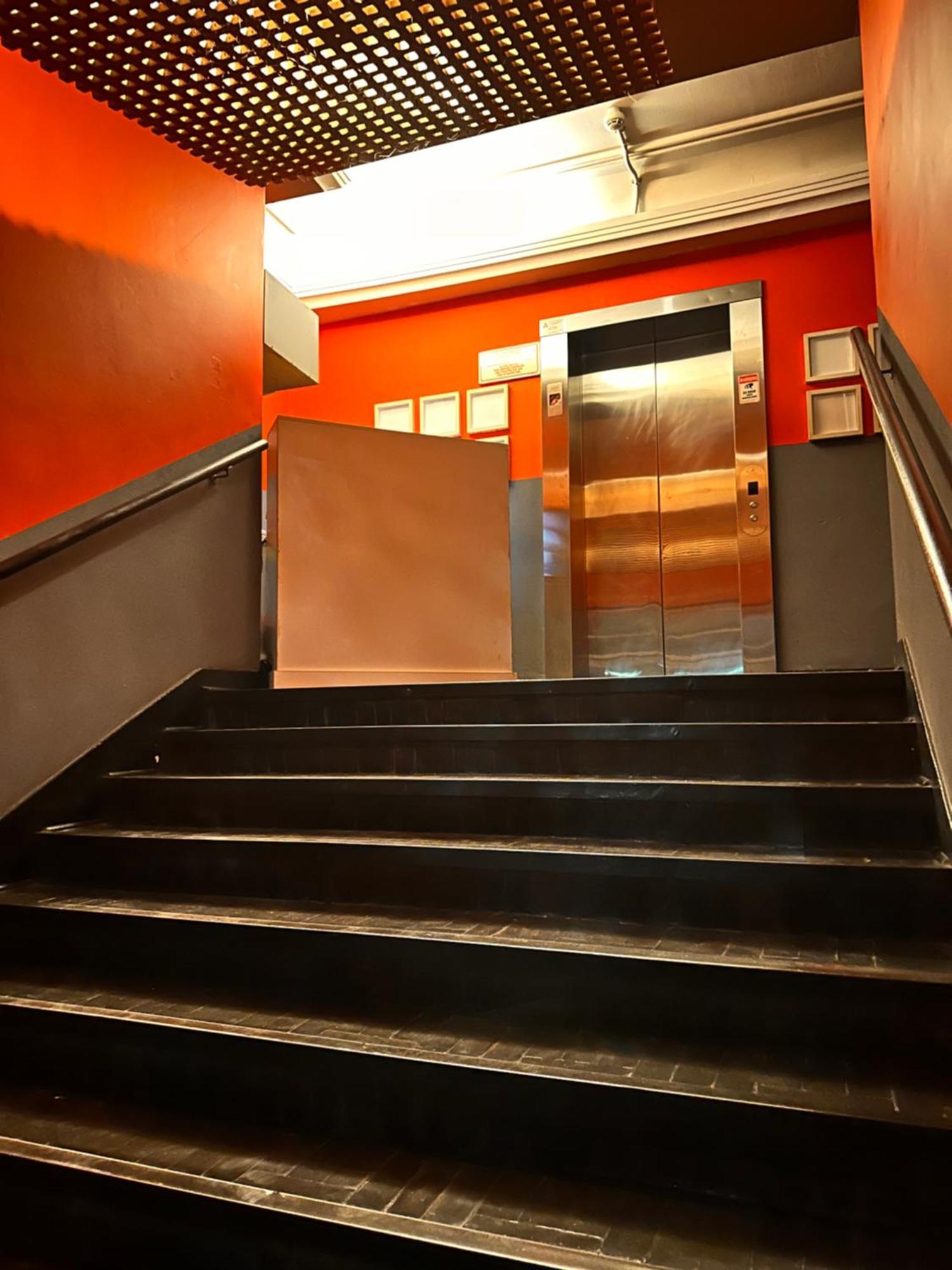 Luxury With Affordable Price Apartment