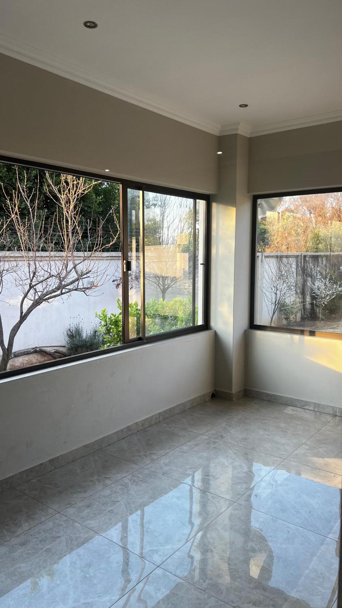 Serene Escape - Near Sandton, Melrose And Illovo * Johannesburg