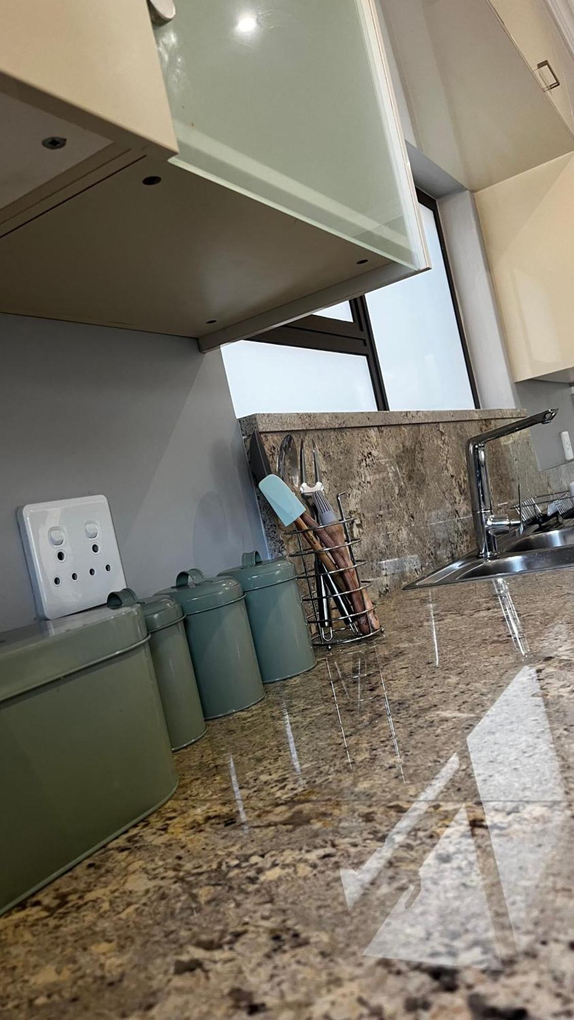 Apartment Serene Escape - Near Sandton, Melrose And Illovo *